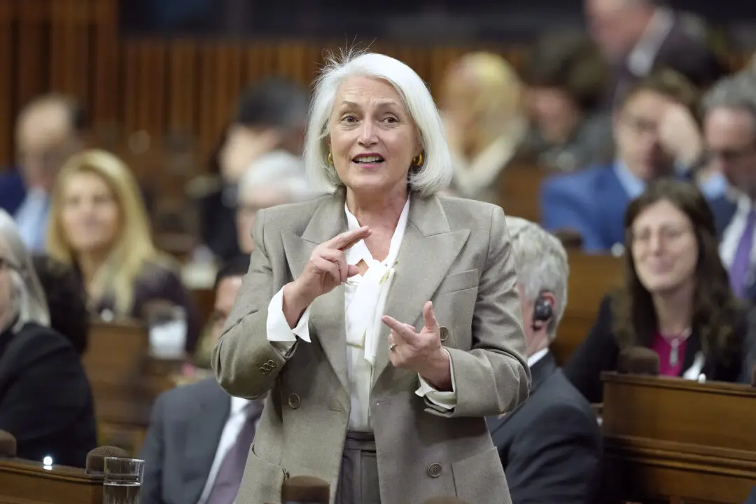 Ottawa Moving to Reissue Fishing Licences to Mi'kmaw Group Despite Inuit Objections