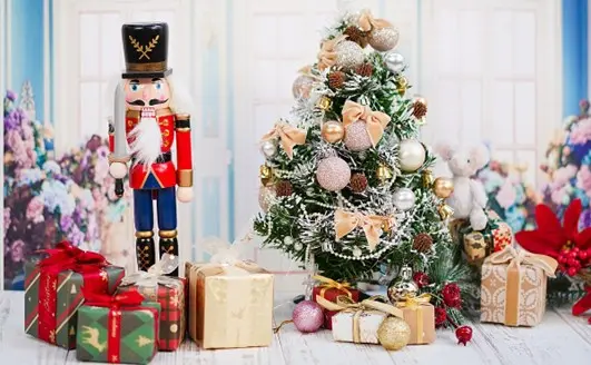 Louise Chollet’s Fairy Tale ‘Christmas Wishes’