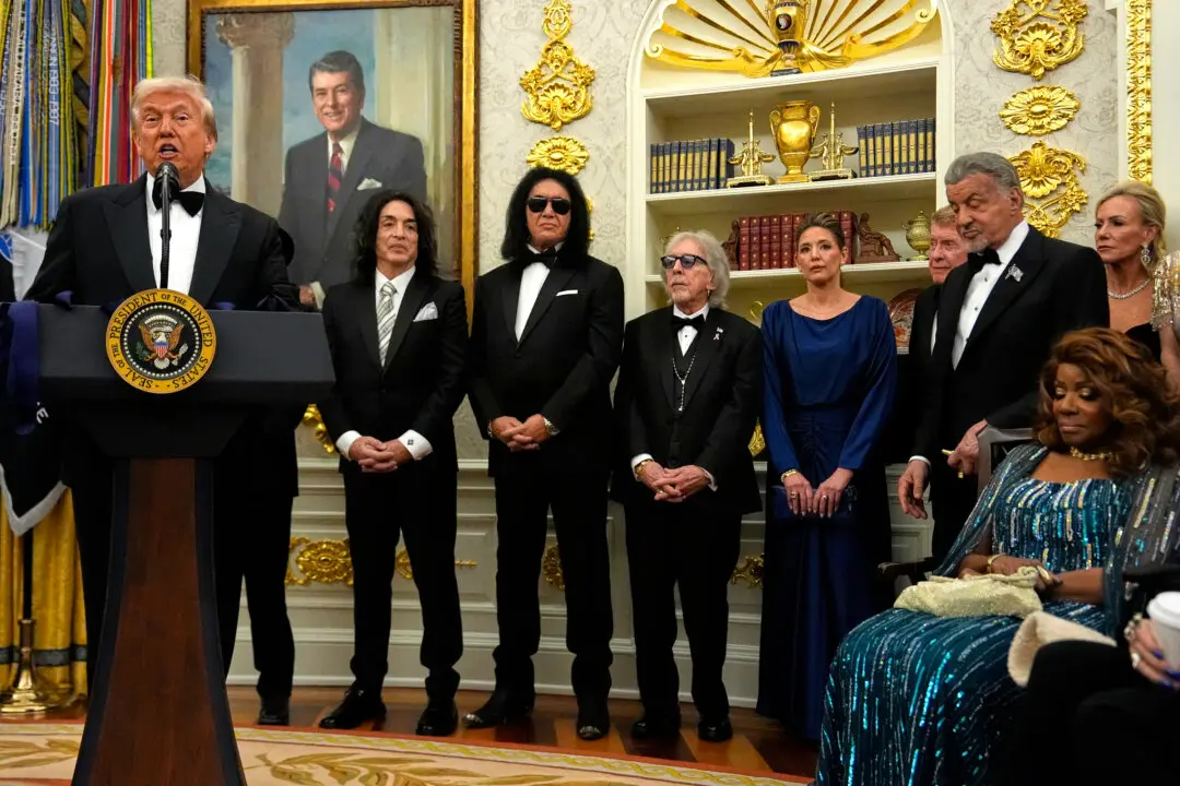 Trump Awards Kennedy Center Honors Medals in Oval Office