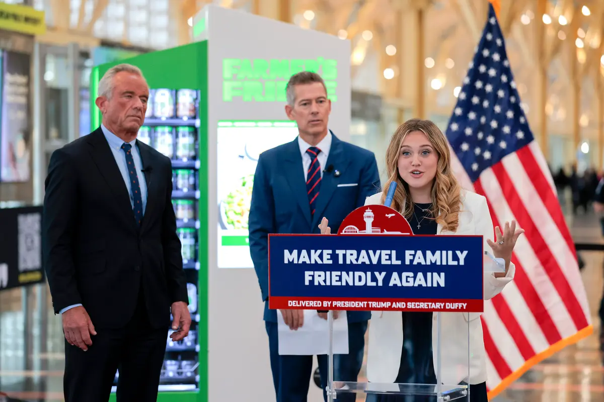 Trump Admin Aims to Create Family-Friendly Airports With Healthier Foods, Exercise Areas thumbnail