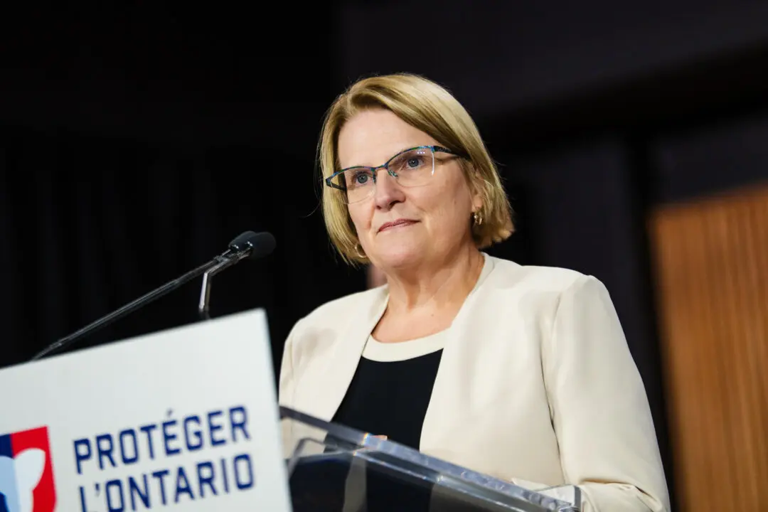 Ontario to Pay for Hip and Knee Surgeries at Private Clinics