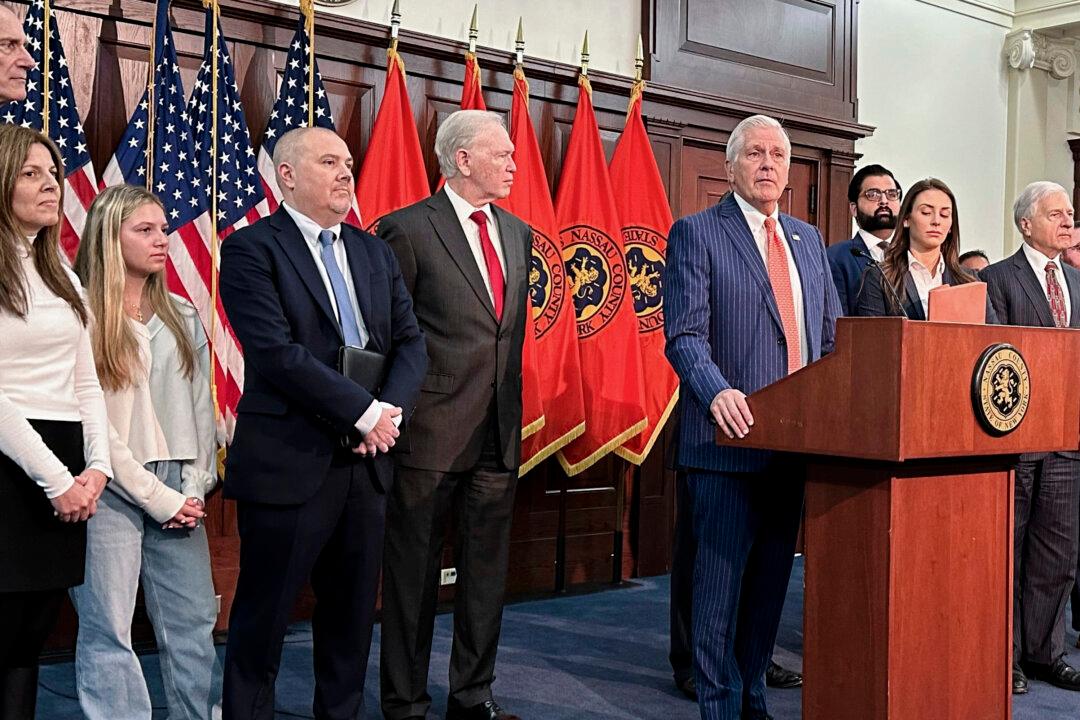 Rep. Elise Stefanik Gets Primary Opponent in New York Gubernatorial Race