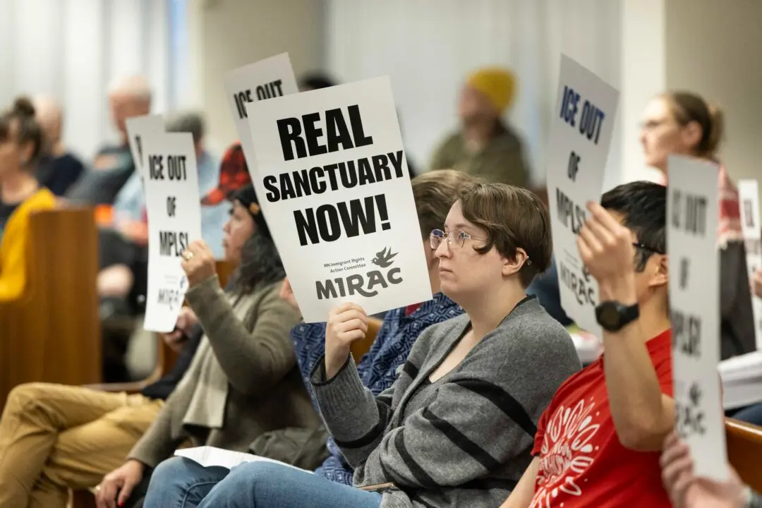 Minneapolis Residents Urge City Council to Double Down Against ICE, Boost Local ‘Sanctuary’ Law
