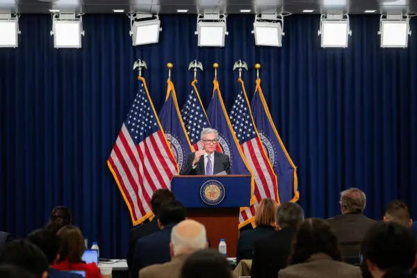 LIVE NOW: Federal Reserve Holds Meeting on Interest Rate Decision