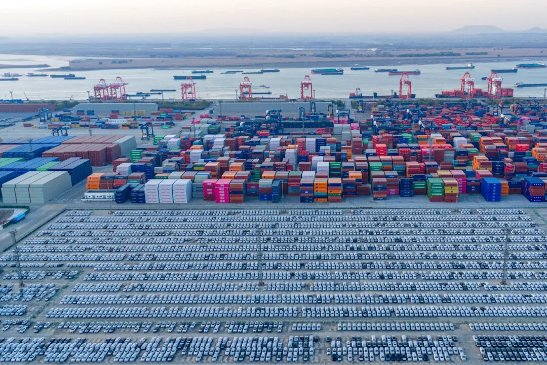 Mexico Approves Tariffs of up to 50 Percent on China, Others