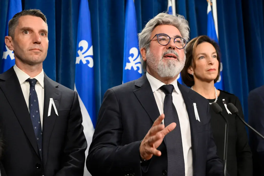 Pressure Mounts on Quebec Liberal Leader Pablo Rodriguez to Resign Amid Crisis