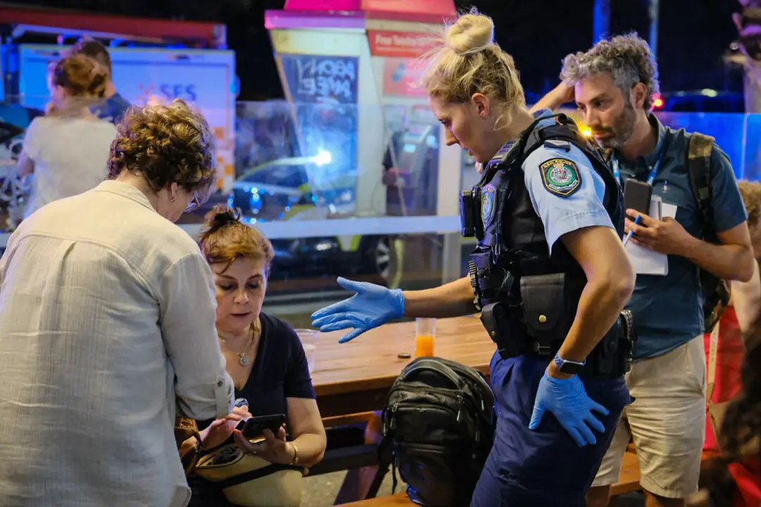 11 Dead, 29 Injured in Mass Shooting Targeting Sydney Jewish Festival