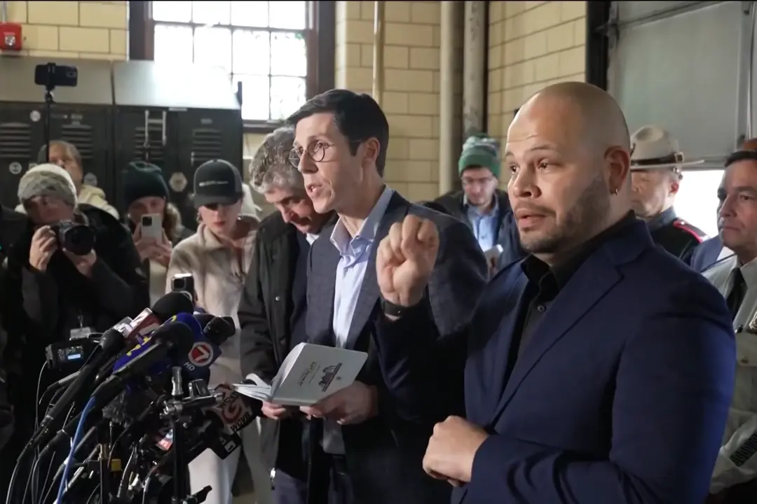 Local Authorities Give Updates on Manhunt for Brown University Shooter