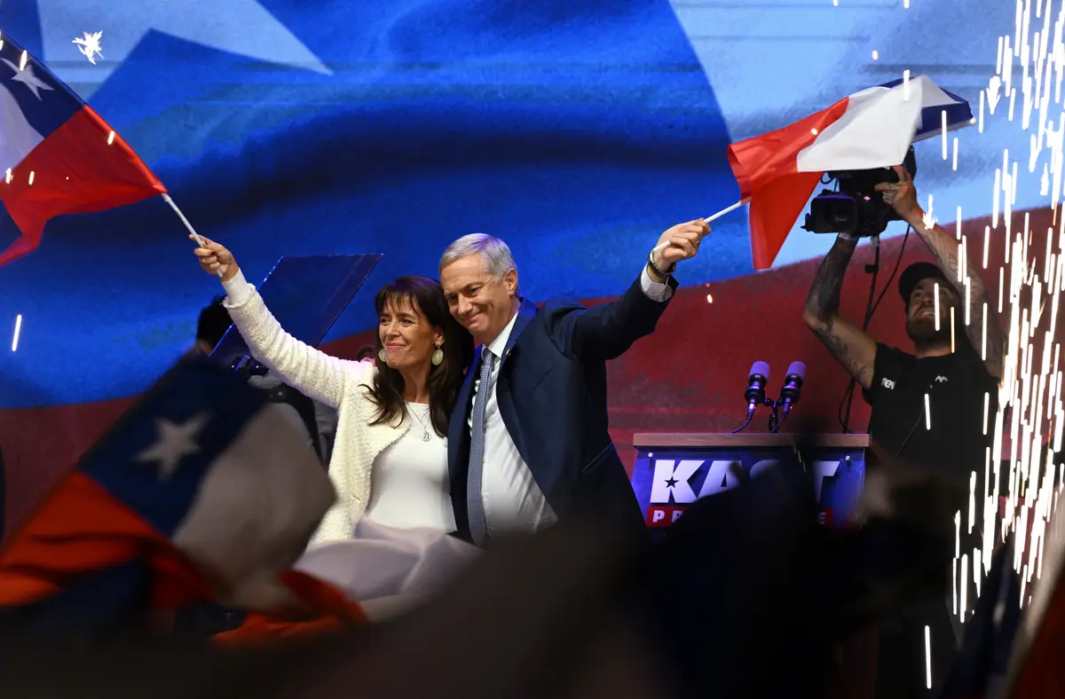 Conservative José Kast Defeats Communist in Chilean Presidential Election thumbnail