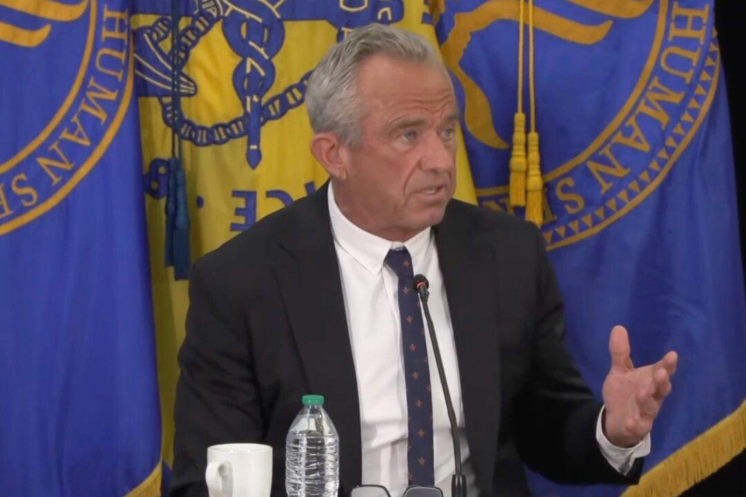 RFK Jr. Announces New Diagnostic Efforts on Lyme Disease