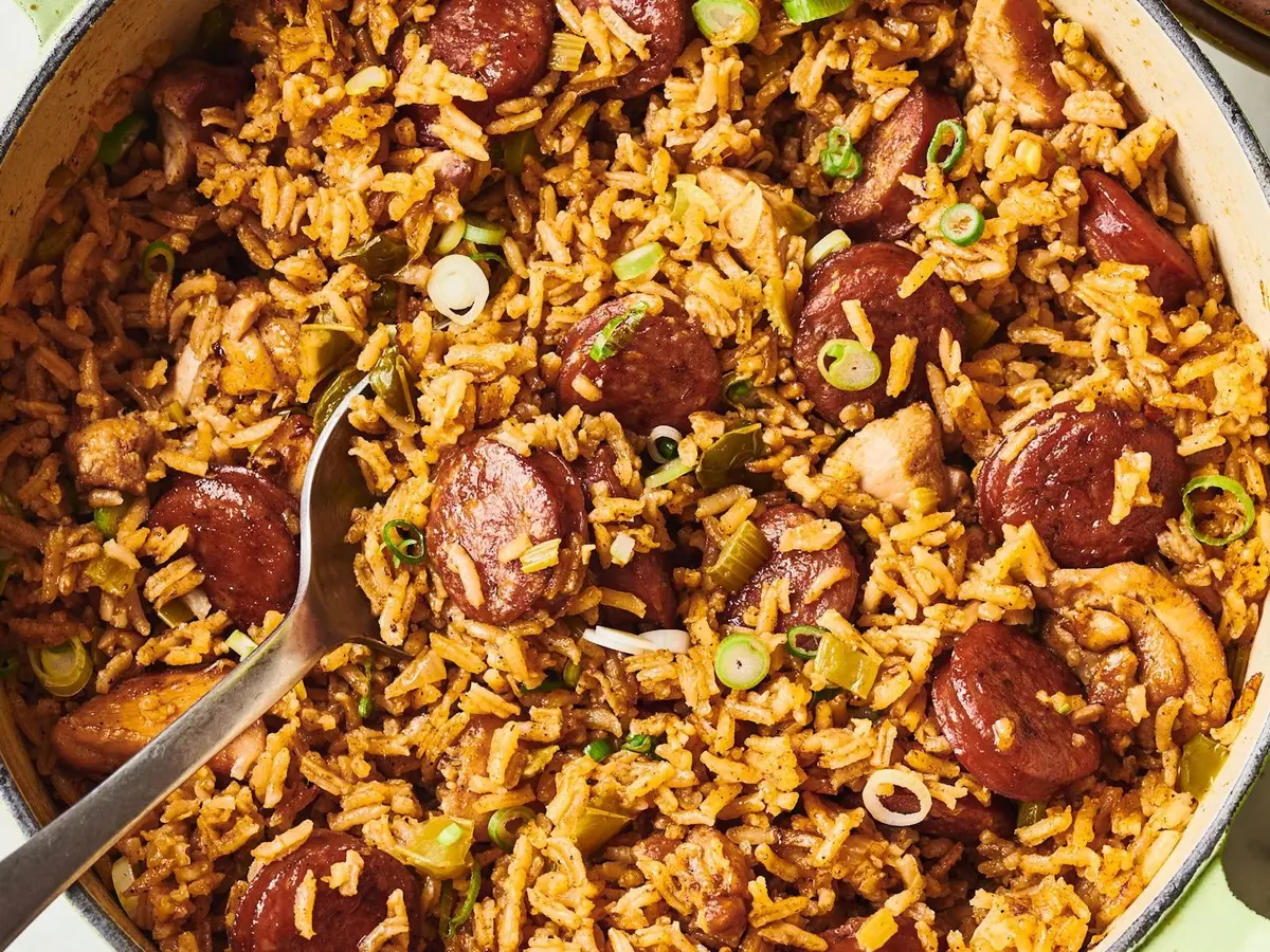 This Endlessly Comforting Jambalaya Is the Ultimate One-Pot Meal