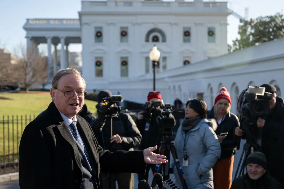 White House Economist Predicts ‘Biggest Refund Cycle Ever’ During 2026 Tax Season thumbnail