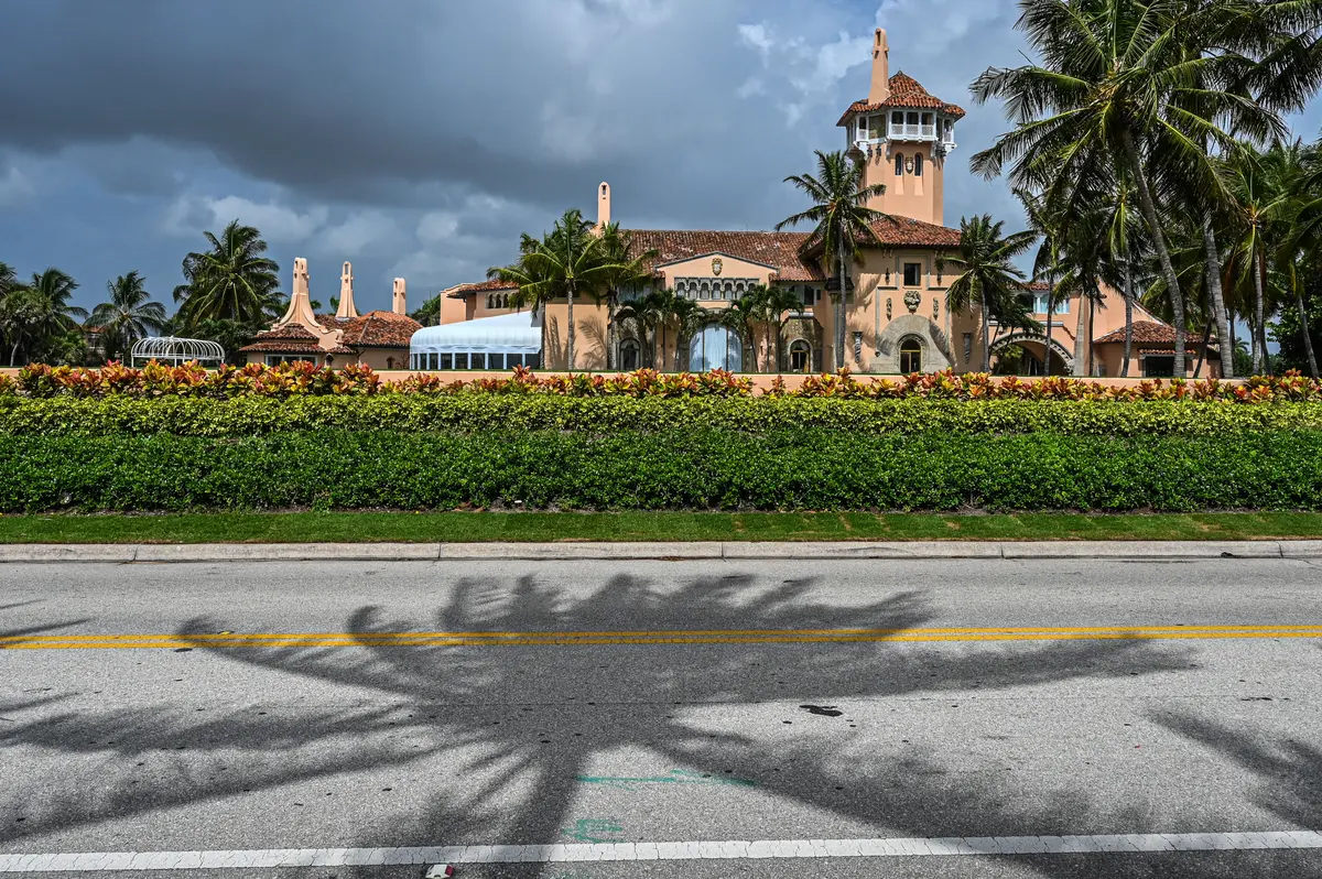FBI Had Concerns About Probable Cause for 2022 Mar-a-Lago Raid, Patel Says thumbnail