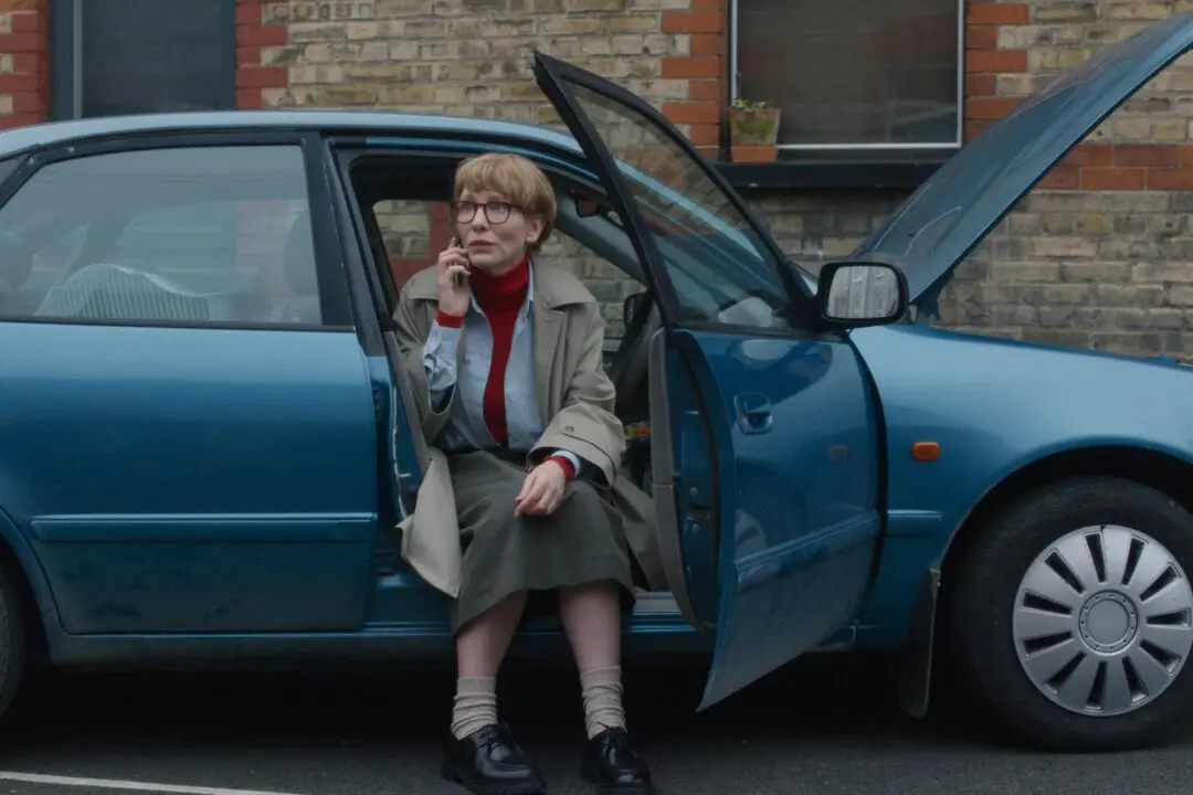 ‘Father Mother Sister Brother’: Three Families Deal With Life and Death