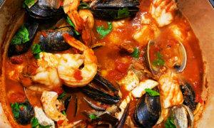 A New Year’s Reset With a Bowl of Cioppino
