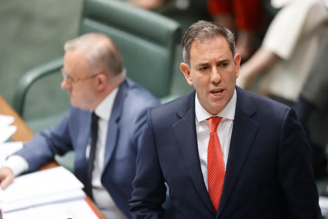 Australia’s Budget to Stay in the Red Until the 2030s, Mid Year Outlook Shows