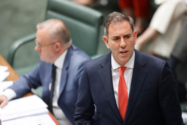 Australia’s Budget to Stay in the Red Until the 2030s, Mid Year Outlook Shows