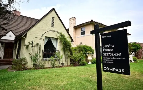 Trump Vows to Reduce Home Prices With ‘Aggressive‘ Housing Plans