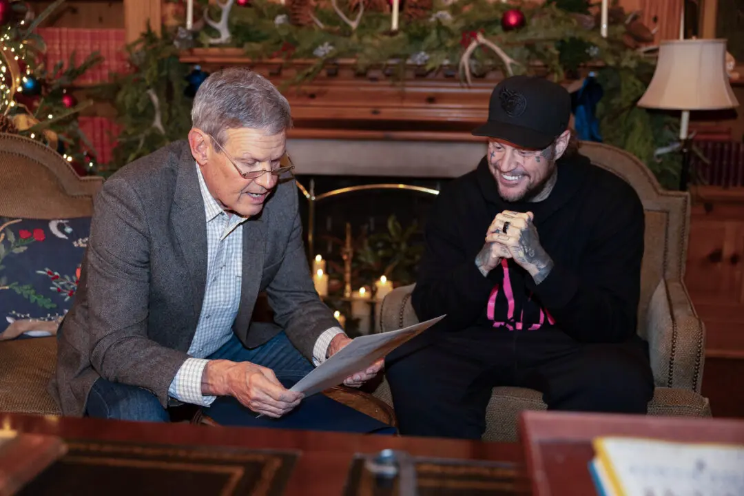 Tennessee Governor Pardons Country Star Jelly Roll for Past Convictions