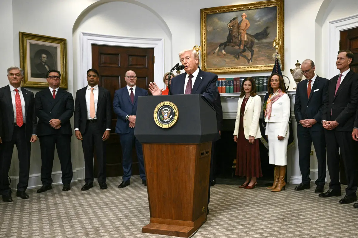 Trump Plans to Discuss Potential Price Cuts With Health Insurers thumbnail