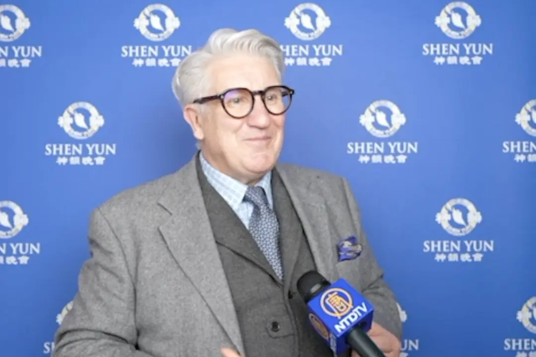 ‘All My Senses Were Awakened’: French Arts and Letters Award Recipient Moved by Shen Yun