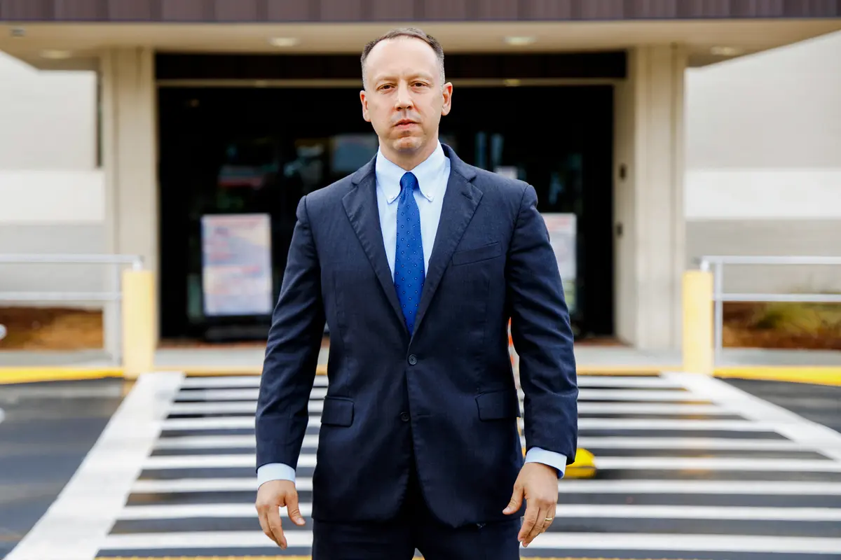 Why Florida Leads the Nation in Cooperating With ICE Enforcement thumbnail