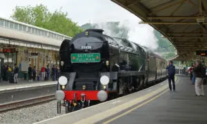 Belmont British Pullman: Richly Apportioned Rail Cars