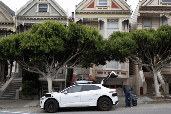 Waymo Self-Driving Cars Stopped, Blocked Roads During San Francisco Power Outage