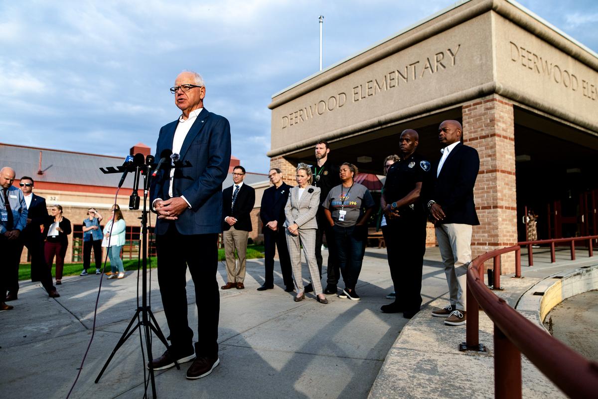 Walz Says Feds Are Blocking Minnesota From ICE Shooting Probe as Federal Officials Defend Agent thumbnail