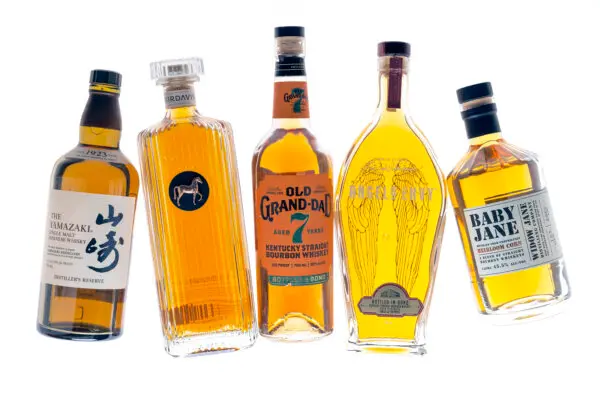 The 14 Best Whiskeys to Give This Holiday Season