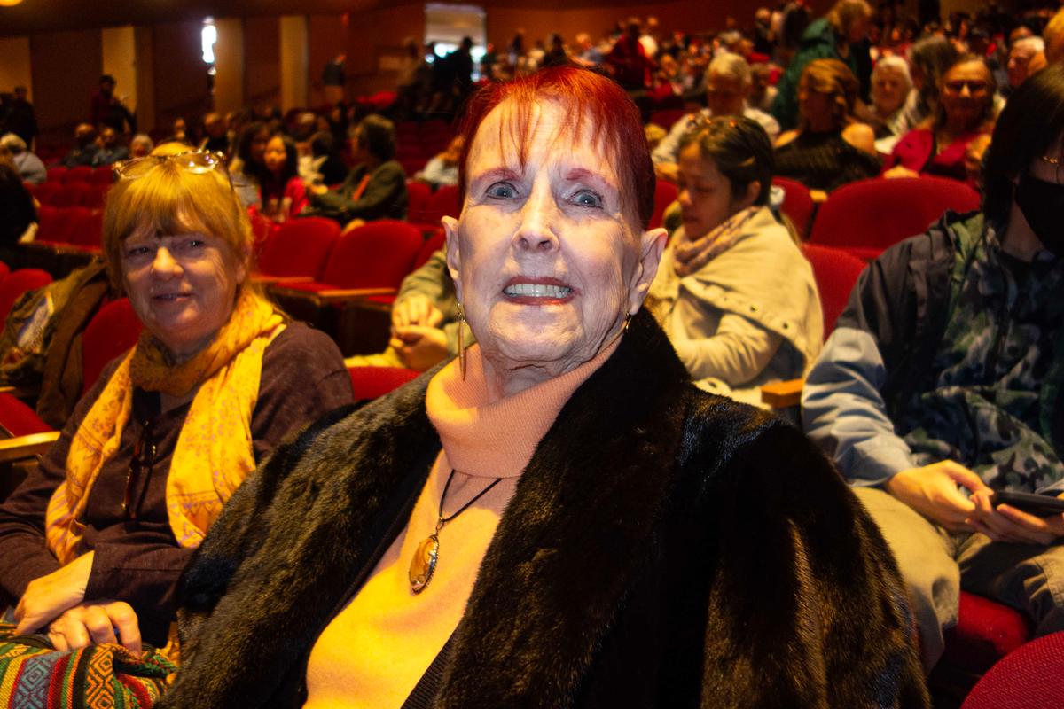 After 18 Viewings, Longtime Fan Praises Shen Yun as Best Dance Show