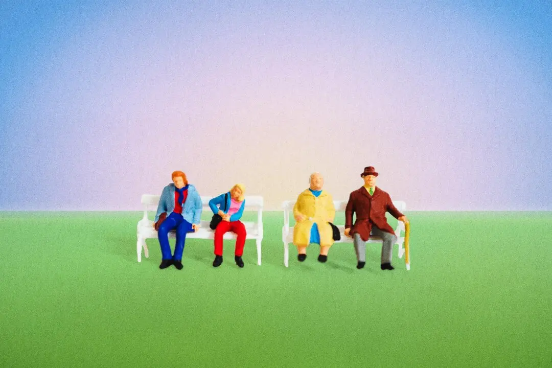 8 Habits of People Who Age Gracefully