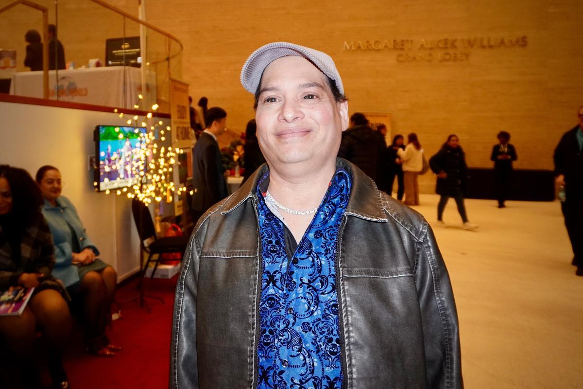 Houston Audience Appreciates Shen Yun’s True Presentation of China