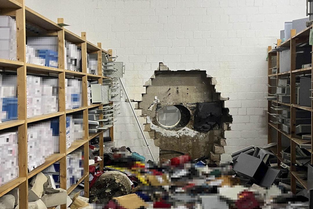 German Bank Customers Demand Info After Vaults Were Robbed