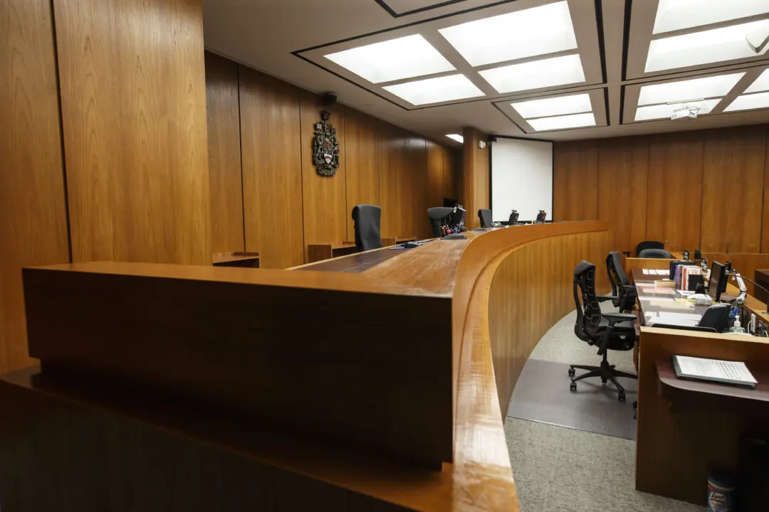 Increasing AI Use in Canadian Courtrooms Carries Risk of Errors, Penalties: Lawyers