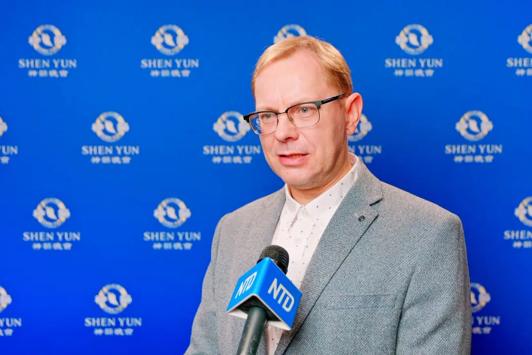 Polish Audiences Dazzled by Shen Yun’s Display of Artistry