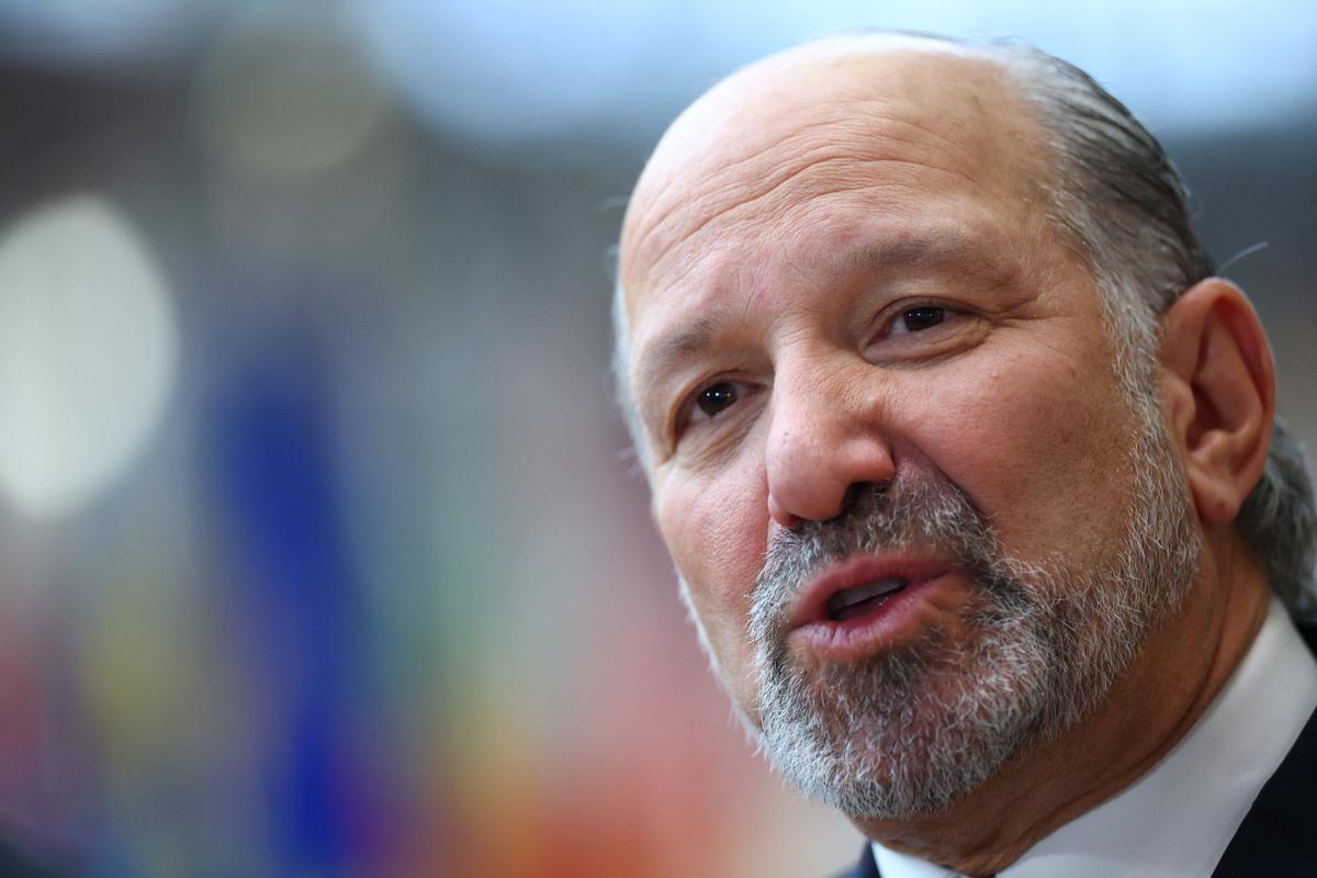 US, Taiwan Reach $500 Billion Chips Deal thumbnail