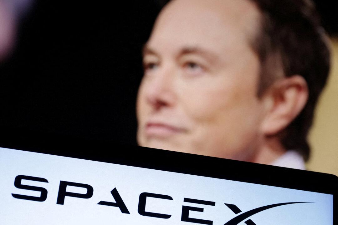 SpaceX to Spend at Least $55 Billion on Texas Chip Project