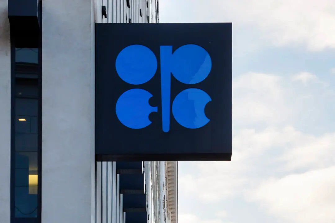 OPEC+ to Keep Oil Output Consistent Amid Supply, Geopolitical Concerns