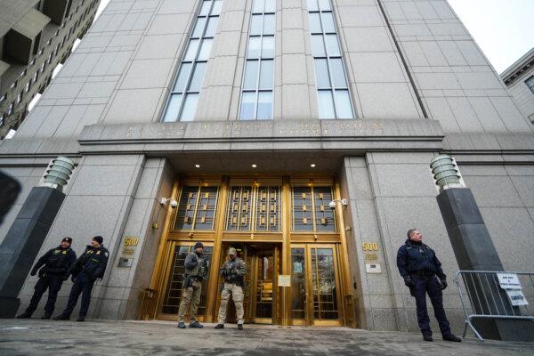 Maduro to Be Arraigned in Federal Court; Secret Service: Man Who Damaged Vance’s Ohio Home Detained