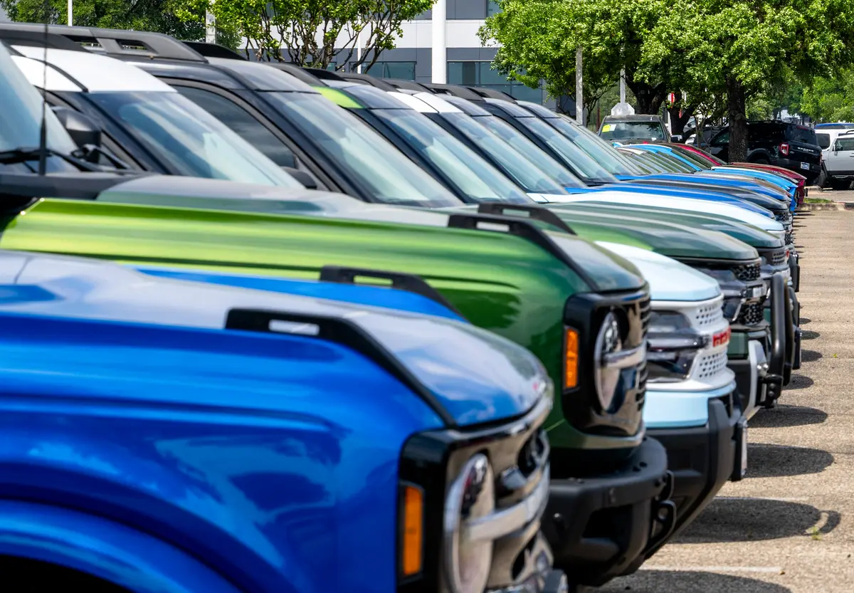 New Car Prices Drop Slightly, Incentives Increase: Report