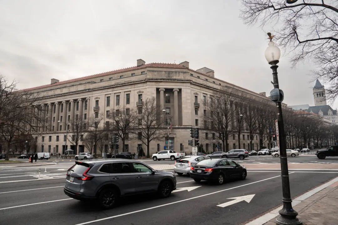 Chinese Man Sentenced for Scamming $37 Million in Crime Ring