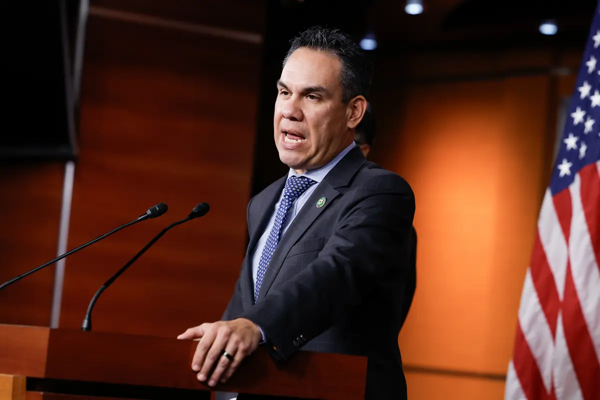 Democrats Plan to Ride Affordability to Midterms thumbnail