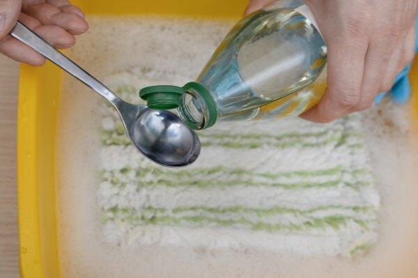 Don’t Rely on Vinegar to Disinfect