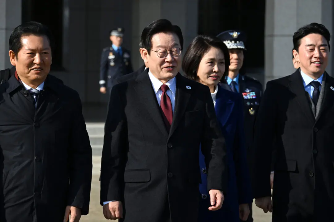 Beijing Struggles to Distance Seoul From US-Led Security Alliance: Analysts