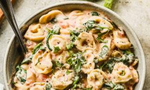 Creamy Tomato Tortellini