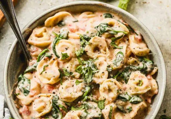 Creamy Tomato Tortellini