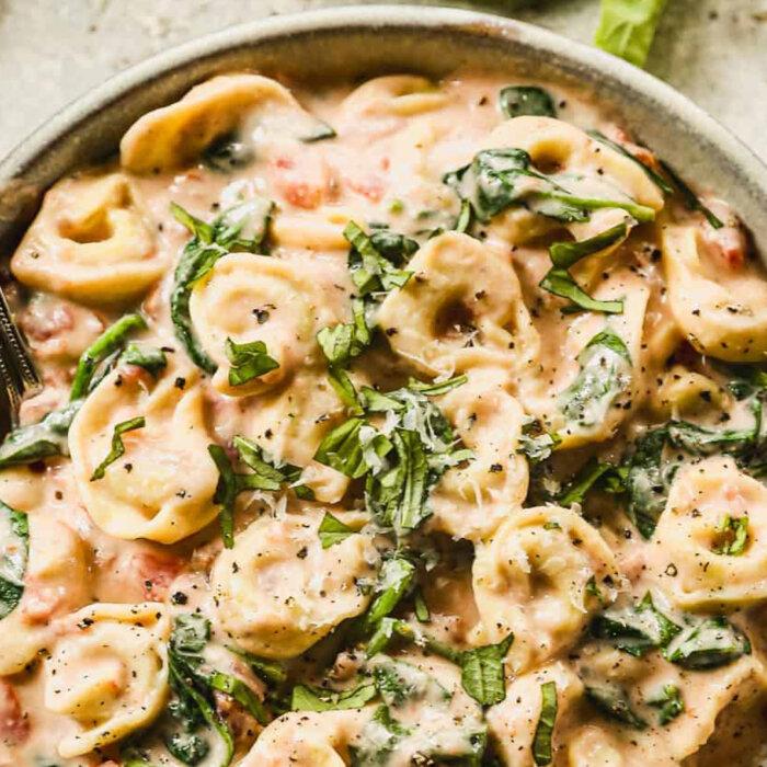 Creamy Tomato Tortellini