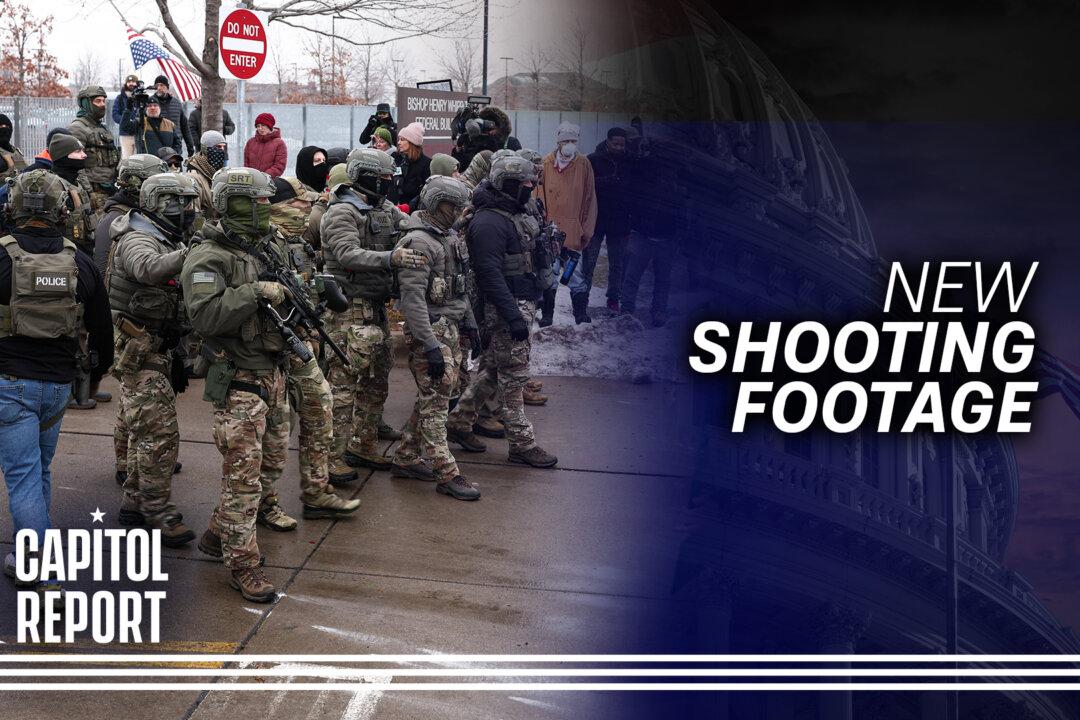 Trump Says Oil Companies to Invest $100 Billion in Venezuela; New Video of Minneapolis ICE Shooting Emerges | Capitol Report