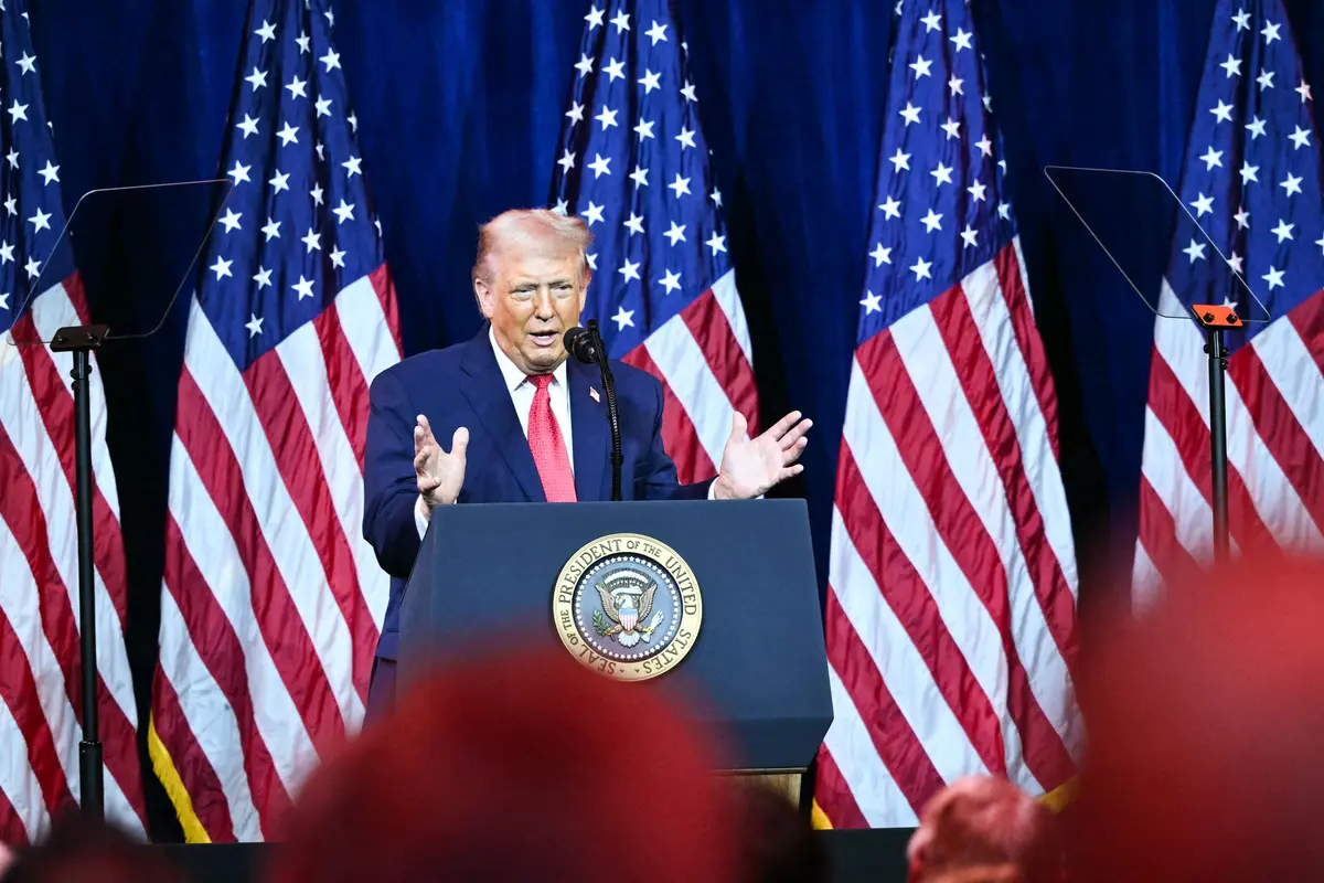 Trump Says He Will Speak to Musk About Restoring Internet Access in Iran thumbnail